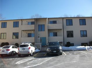 27 Kristee Cir, West Warwick, RI 02893