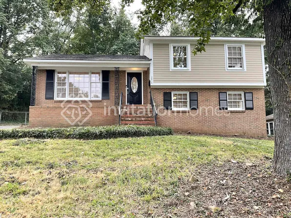 2818 Archdale Dr, Charlotte, NC 28210