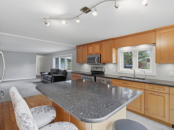 5th image of 3016 McCreight Rd