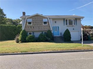 250 Ray Ave, Woonsocket, RI 02895