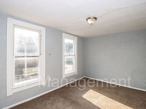 3rd image of 2054 W 98th St #2