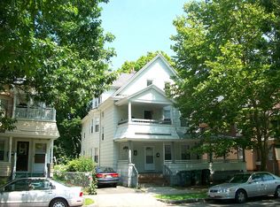 70 Alderman St, Springfield, MA 01108