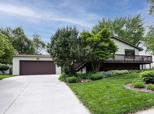 109 Cheltenham Dr, Normal, IL 61761