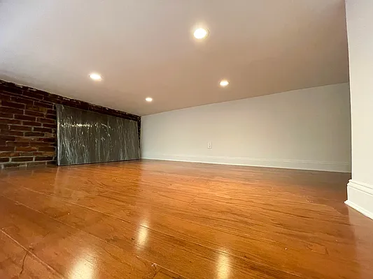 Rented by City Connections Realty | media 20