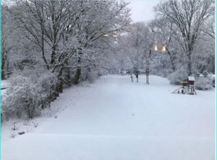 710 N Kenilworth Ave, Glen Ellyn, IL
