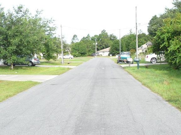 5th image of 817 Adour Dr