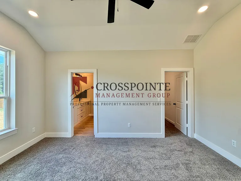 17430 Crossing Cir — Photo 10