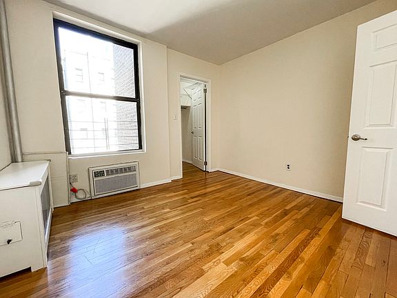 5th image of 329 E 88th St APT 3W