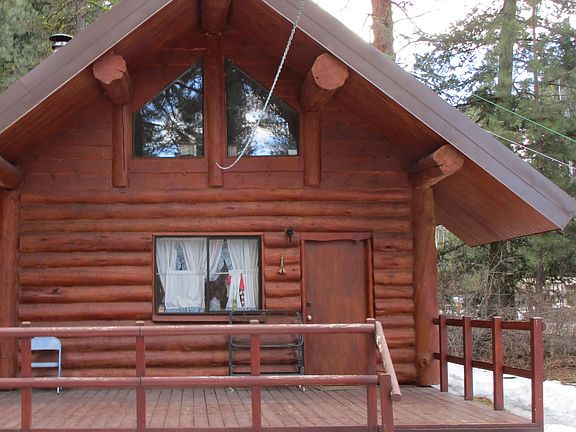 20X20' plus loft. 10' deck