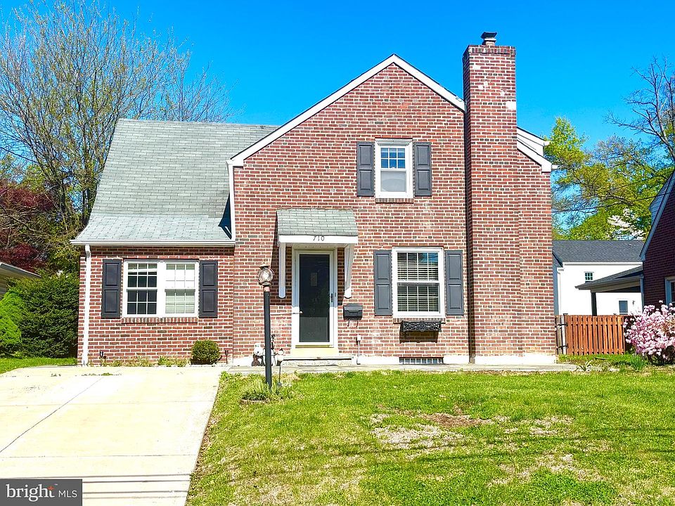 1st image of 710 Seminole Ave