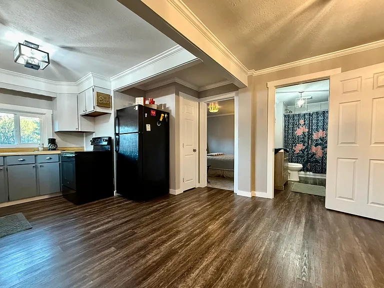 124 W Idaho Ave — Photo 5