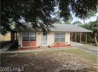 28 Massachusetts Rd, Lehigh Acres, FL 33936