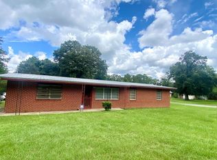 504 W Spring Ave, Geneva, AL 36340