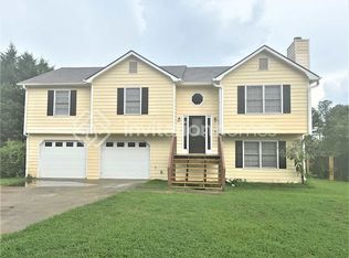 1217 Willow Dr, Auburn, GA 30011