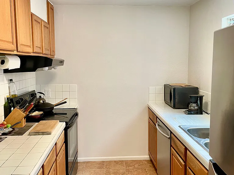 98-1377 Kaahumanu St #285 — Photo 6
