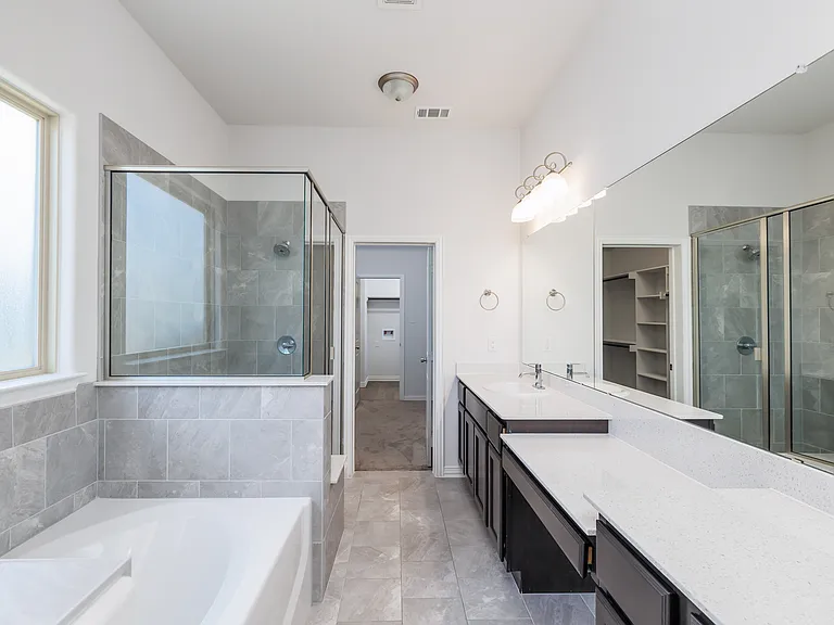 336 Emerald Creek Dr — Photo 15