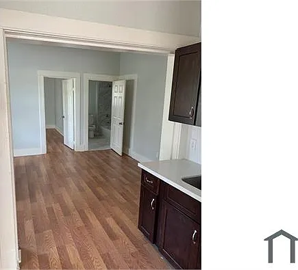 1294 Cartwright St #1 — Photo 9