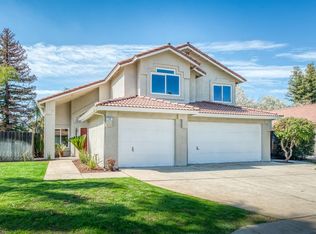 732 Filbert Ave, Clovis, CA 93611