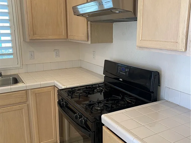 7004 Rotunda Ct — Photo 4