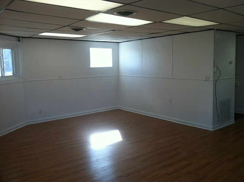 2nd image of 1603 Hayes Ave APT 2