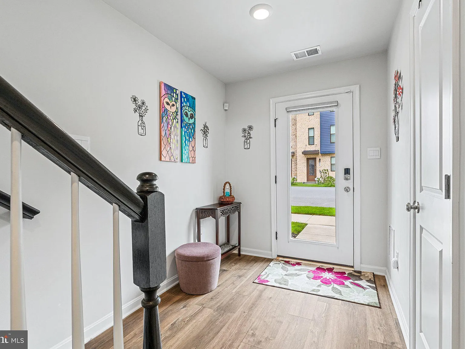 4 bed, 3.5 bath, 1962 sqft, $3,000 — Photo 4