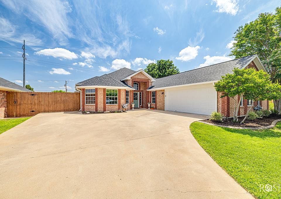 1st image of 6027 Warwick Dr