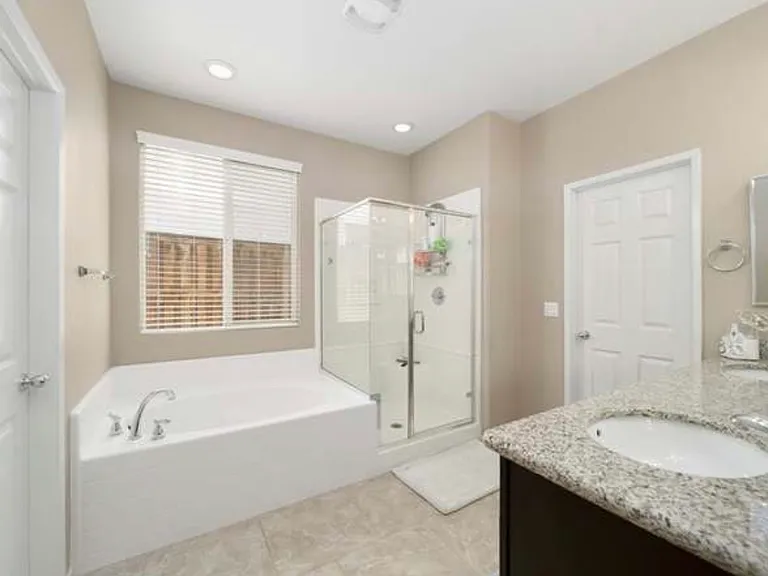 45019 Carla Ct — Photo 3