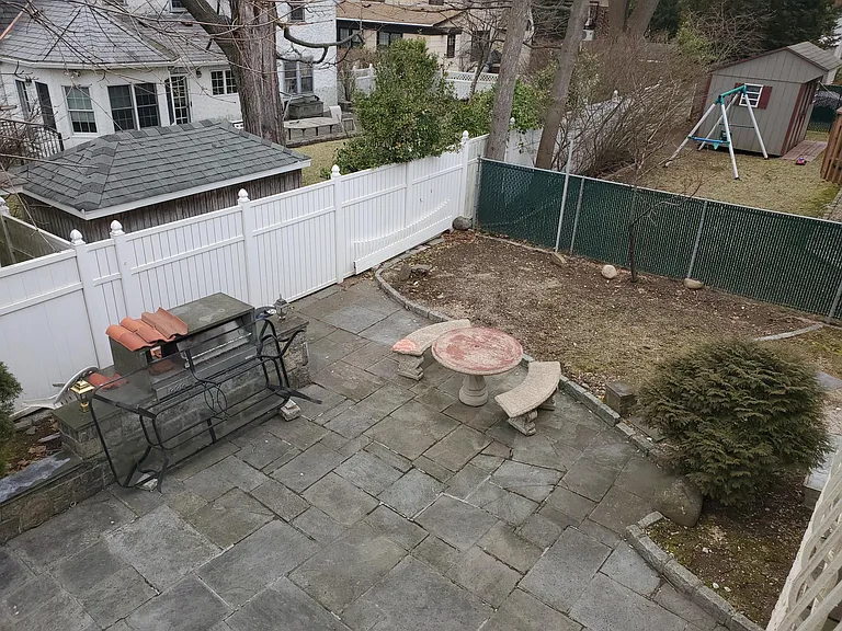 127 Bell Rd — Photo 33