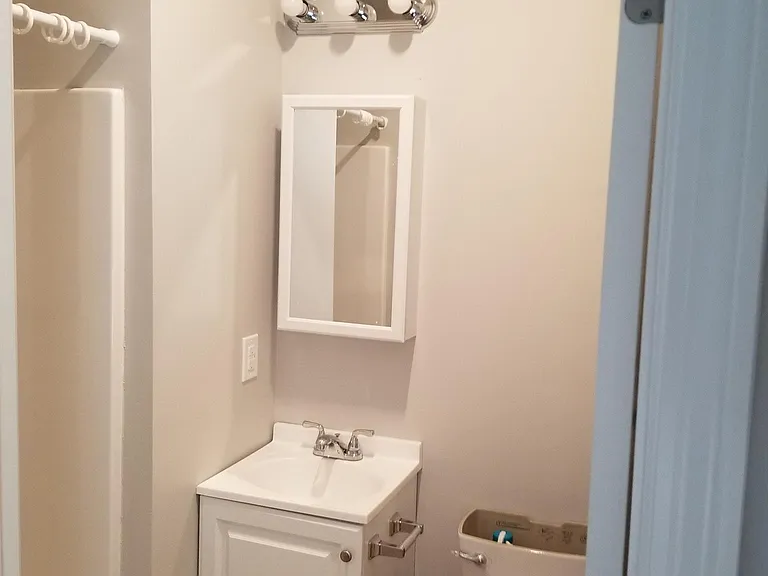 8 Mattson Ave #2ND AND 3RD FLOOR — Photo 11