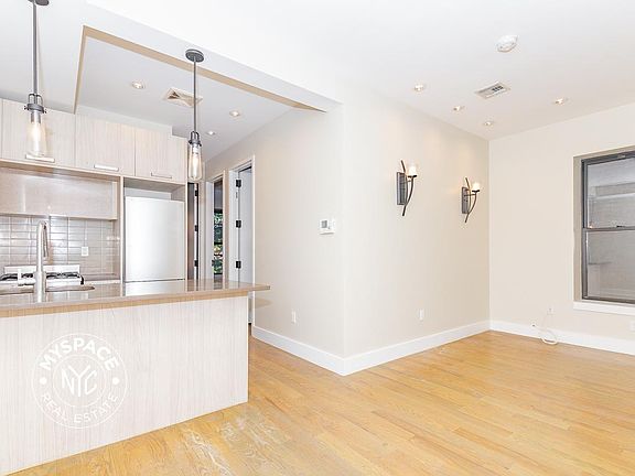 3rd image of 92 Decatur St APT 3F
