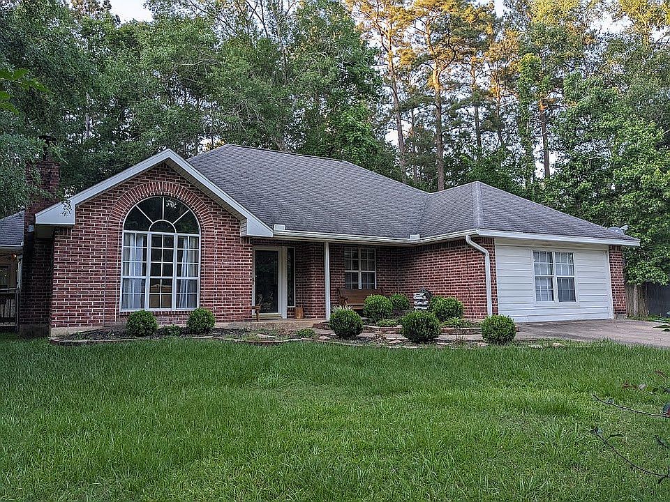 216 N Lake Dr