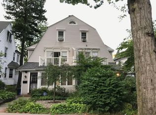 8219 Grenfell St, Kew Gardens, NY 11415