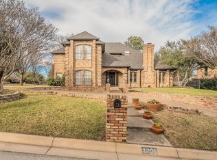 2200 Woodstock Dr, Colleyville, TX 76034
