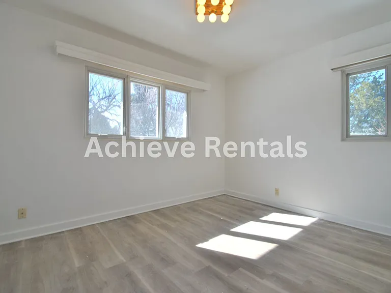 841 Juniper Dr — Photo 10