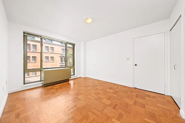 Rented by REAL New York | media 7