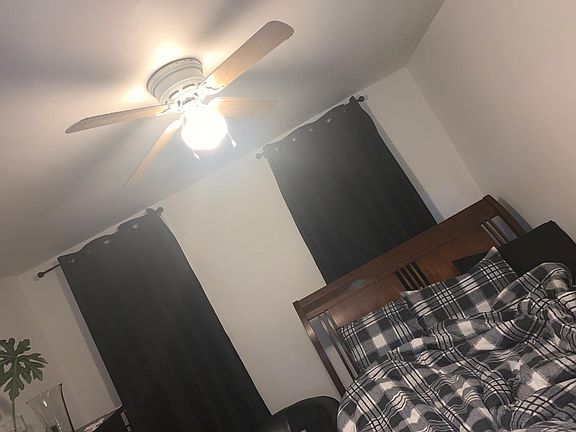 4th image of 19 Saint Pauls Ave APT 6