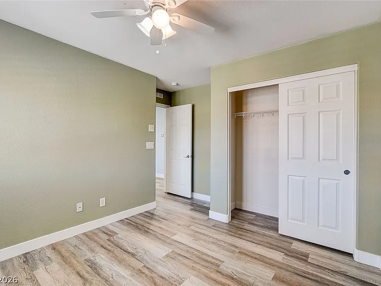 9975 Mills Reef Ct — Photo 61