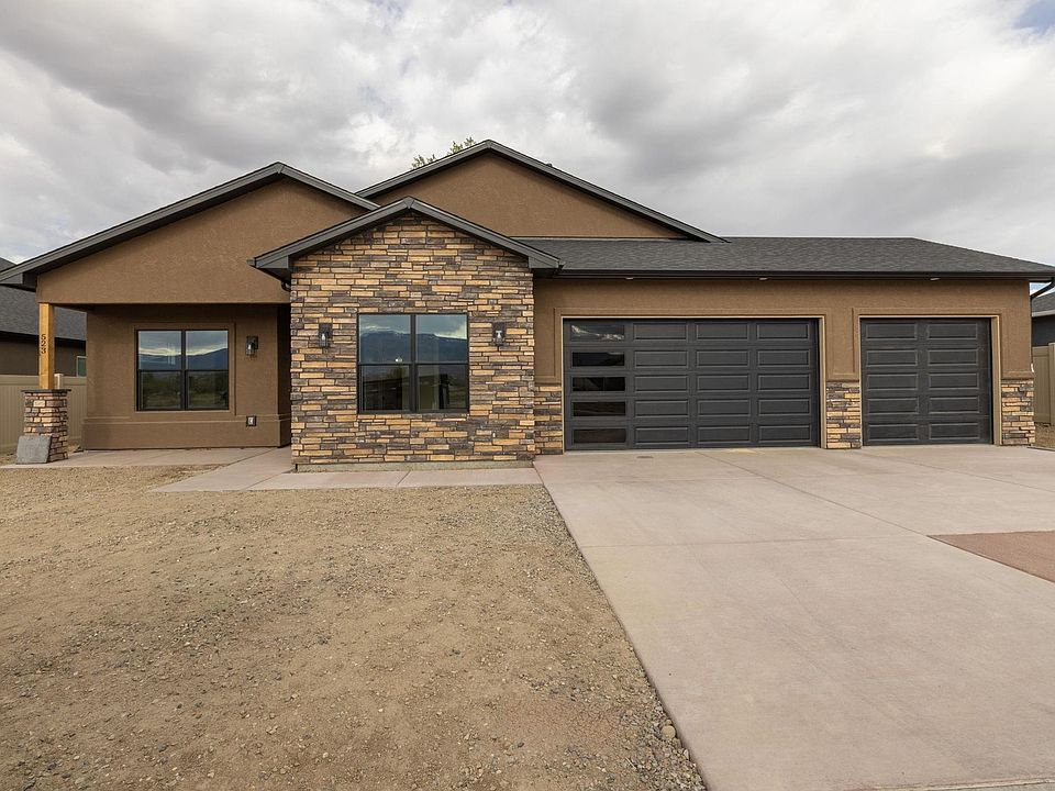1st image of 523 Desert Peach St
