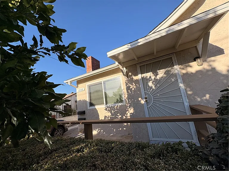 1222 S Gladys Ave #A — Photo 1