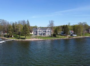 298 Shorewood Dr, Detroit Lakes, MN 56501