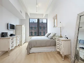 Rented by Sotheby's International Realty