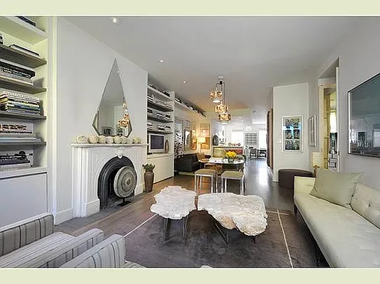 Sold by Stribling | media 20