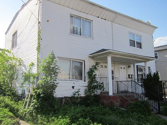 3rd image of 1333 McBride St