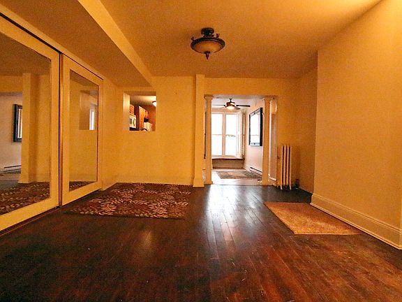 3rd image of 463A Quincy St #1