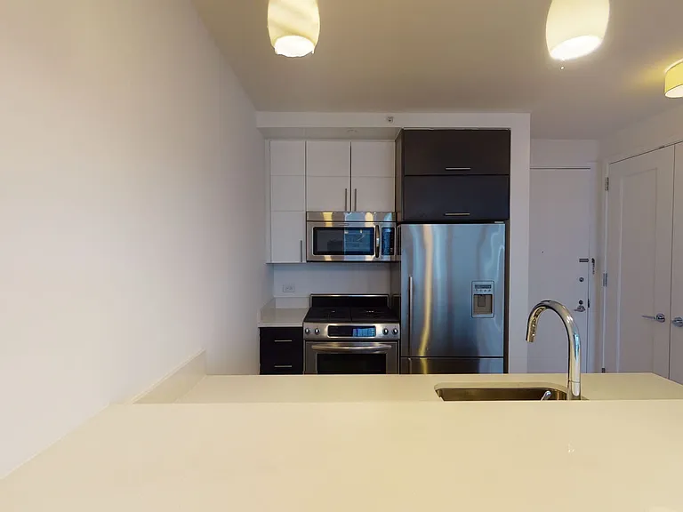 795 Columbus Ave #15D — Photo 4