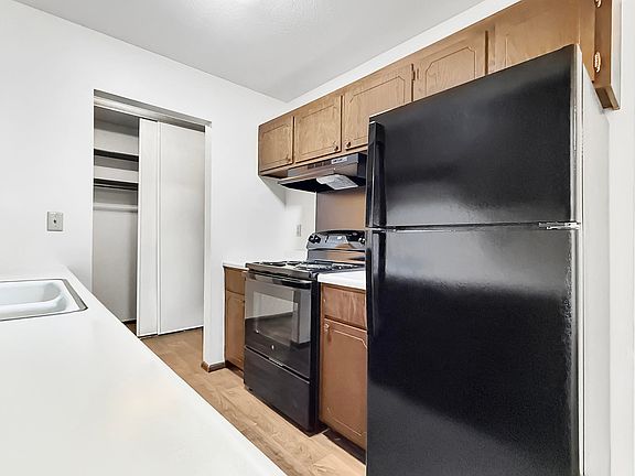 4th image of 8100 12th Ave S #1003-102