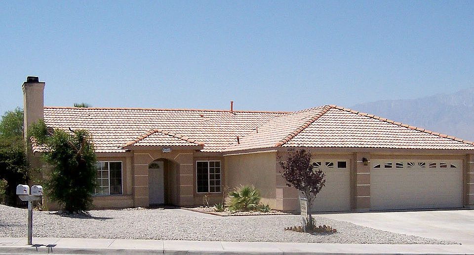 Home sits in Cul de Sac