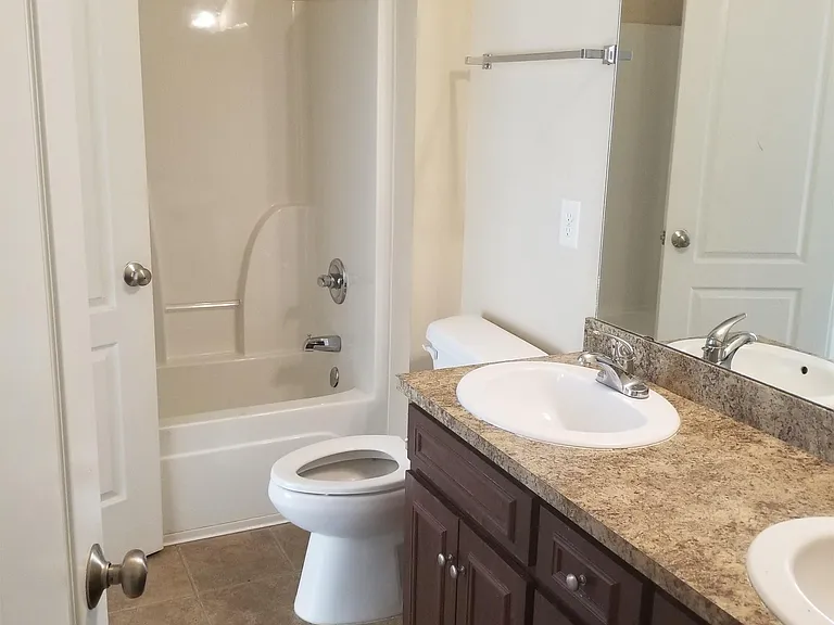 Upstair hall bathroom