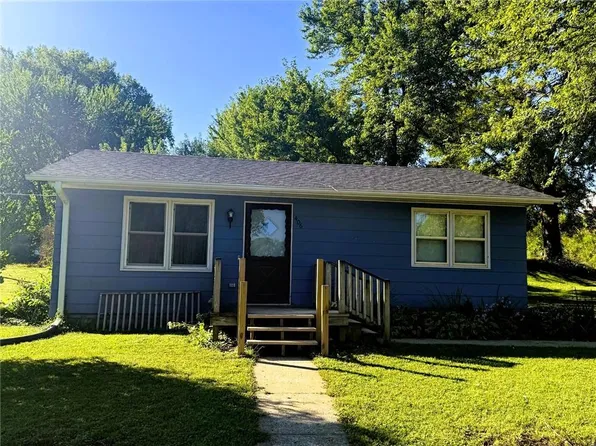 406 W George St, Oregon, MO 64473