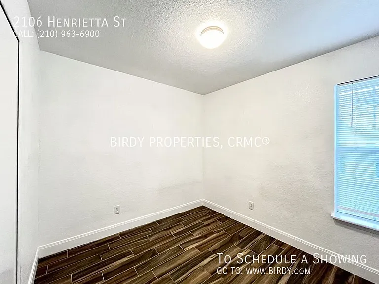 2106 Henrietta St — Photo 19